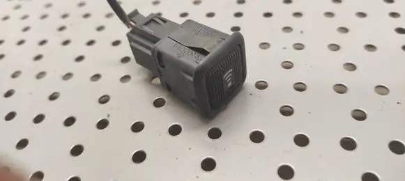 Audi A4 S4 B5 8D Tailgate opening switch 1HO959855D