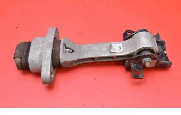 Hyundai Tucson JM Gearbox mounting bracket 21950-D3200