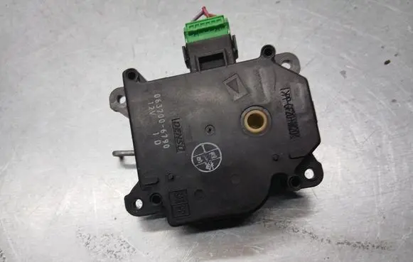 Aixam A751 Coolant heater control valve 0637001-6790