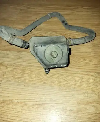 Audi A3 S3 8L Power steering fluid tank/reservoir 1J0422371C