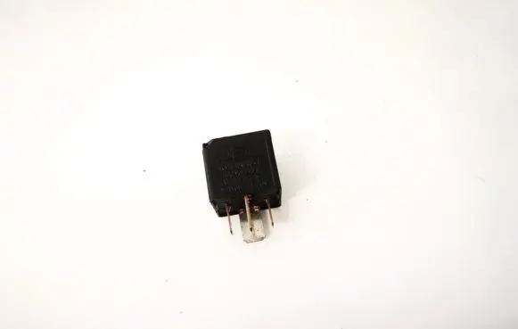 Volkswagen Golf IV Other relay 95vw10k705ca 7m0951253a