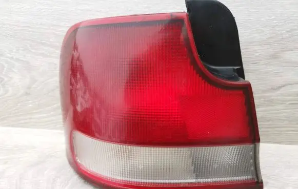 Hyundai Lantra II Rear/tail lights USA2357NA