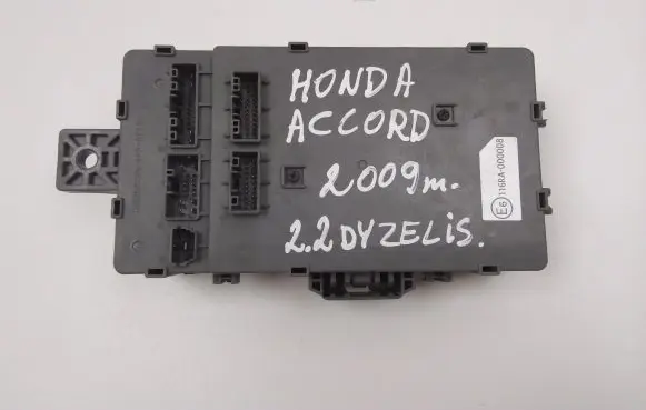 Honda Accord Fuse module 116RA000008