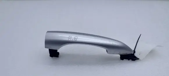 Alfa Romeo Giulia Rear door exterior handle 252253