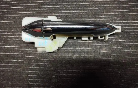 Hyundai ix20 Rear door exterior handle/bracket 