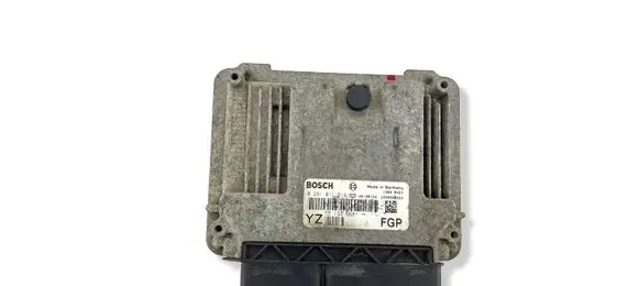 Opel Vectra C Engine control unit/module 55193968 0281011914