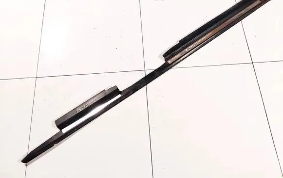 Front sill trim cover