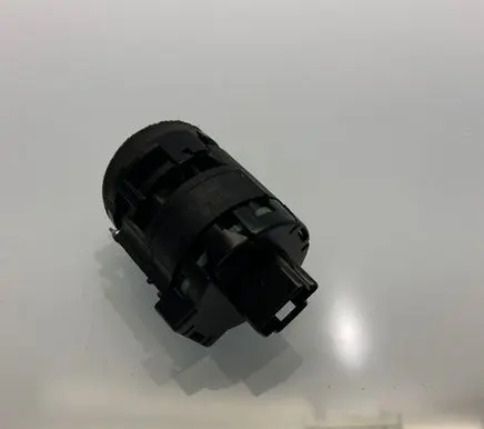 Mercedes-Benz E W211 Interior temperature sensor A2118300272 2118300272