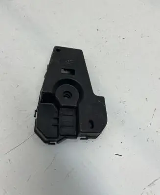 Ford Galaxy Tail light bulb cover holder 7M5945257