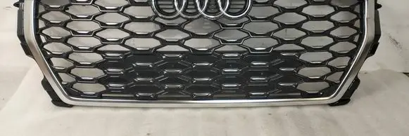 Audi Q3 8U Front bumper upper radiator grill 83F853651
