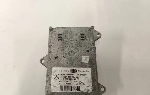 Mercedes-Benz CLS AMG C219 Headlight ballast module Xenon 5DF00870400 A0028206026 186888