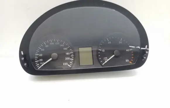 Mercedes-Benz Vito Viano W639 Speedometer (instrument cluster) A6399001100