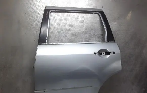 Rear door