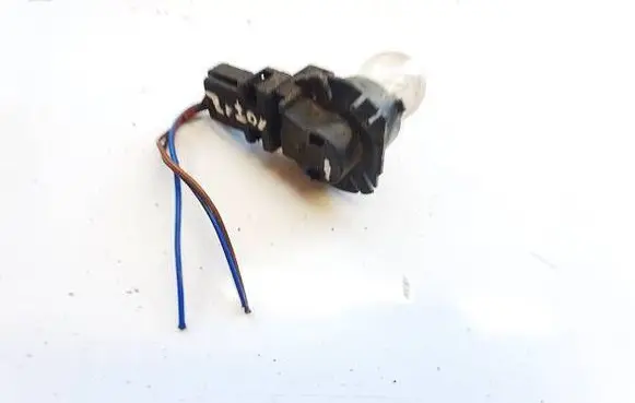 Audi 80 90 S2 B4 Tail light bulb cover holder 32cp