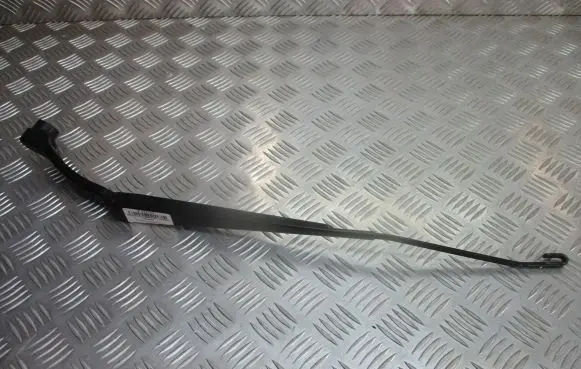 Subaru Outback Front wiper blade arm