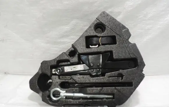 Opel Crossland X Tool set 3913895