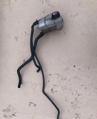 Ford Focus Brake fluid reservoir 