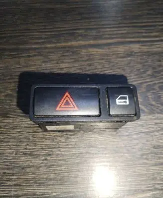 BMW X5 E53 Hazard light switch 61318368920