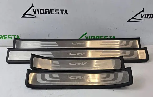 Honda CR-V sill trim set (inner) 84252SWAA012M1