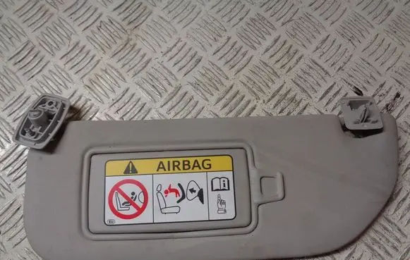Toyota Aygo AB40 Sun visor