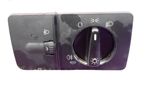 Skoda Fabia Mk1 (6Y) Light switch