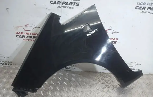 Mitsubishi Colt Fender