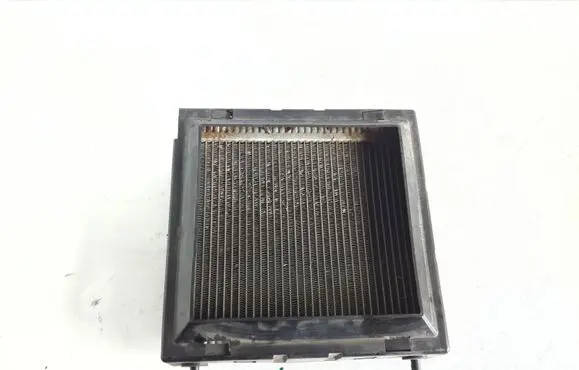 BMW 7 G11 G12 Coolant radiator 8619383 228281