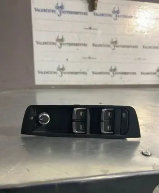Audi A1 Electric window control switch 8X4959521A