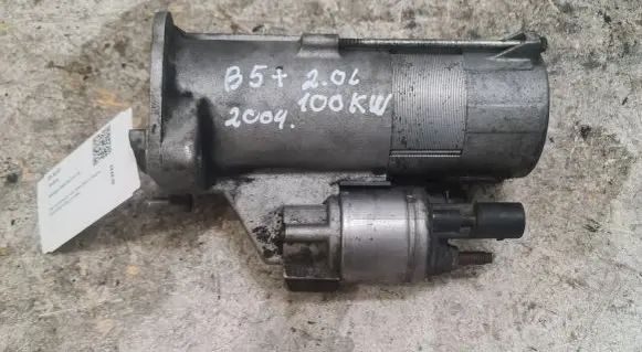 Volkswagen PASSAT B5.5 Starter motor