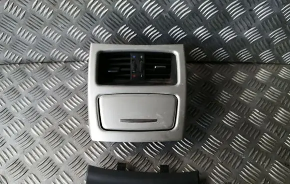 BMW 3 E92 E93 Ashtray (rear) 6960686 7129556 6960676