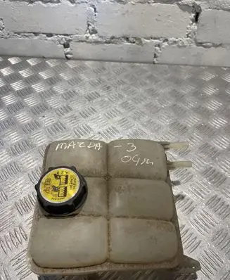 Mazda 3 I Coolant expansion tank/reservoir 3M5H8K218