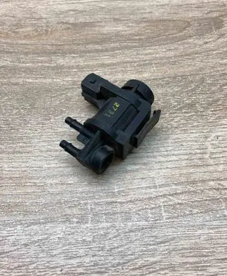 Volkswagen Polo III 6N 6N2 6NF Turbo solenoid valve 191906283A
