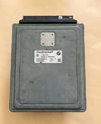 BMW 7 F01 F02 F03 F04 Engine control unit/module 7604075 5WK93834
