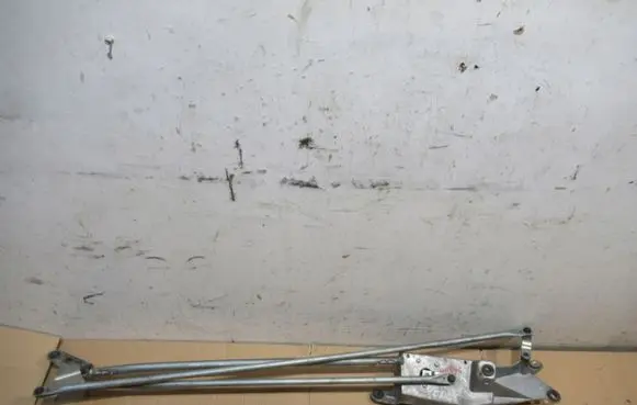 Renault Modus Front wiper linkage and motor