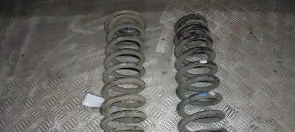 Hyundai i40 Rear coil spring
