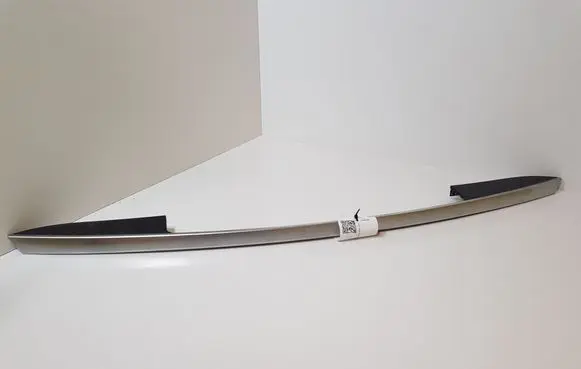 Hyundai Santa Fe Tailgate trim 87310S2000