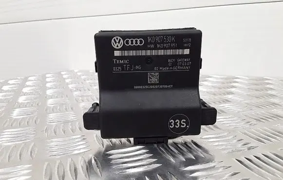 Audi TT TTS Mk2 Gateway control module 1K0907951 1K0907530K