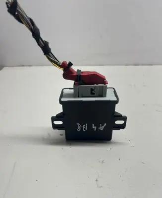 Audi A4 S4 B8 8K Light module LCM 8K5907357 00837914
