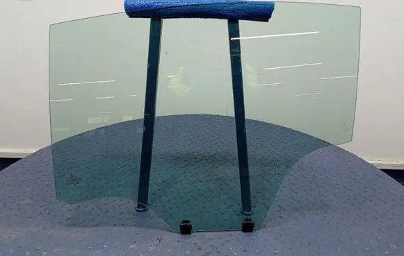 Citroen C5 Rear door window glass
