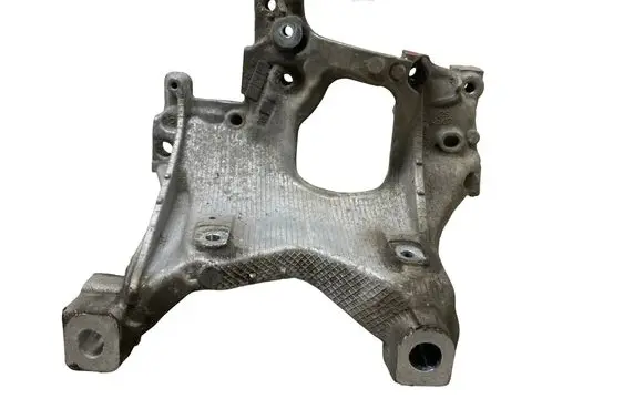Audi A4 S4 B9 8W Engine mount bracket 8W0399295E
