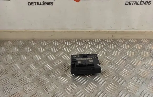 Seat Alhambra (Mk2) Door control unit/module 7N0959795A 7N0959794E