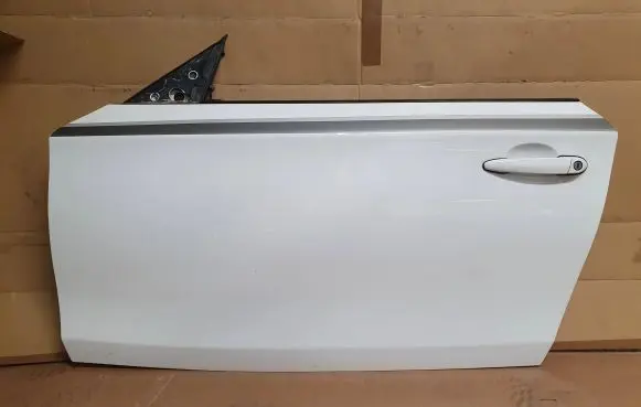 Door (2 Door Coupe)