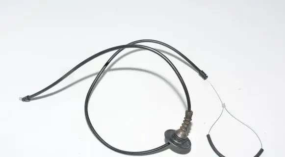 Engine bonnet/hood lock release cable
