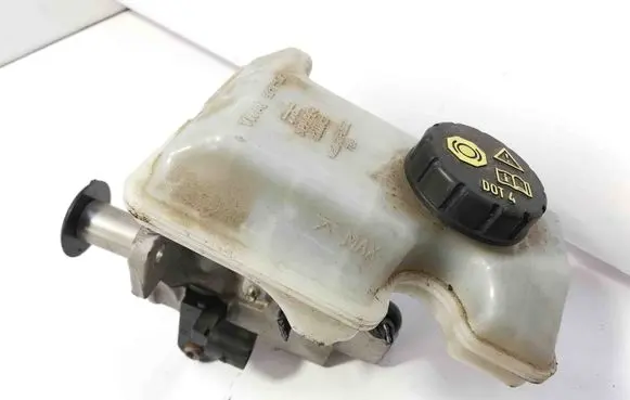 Skoda Octavia Mk2 (1Z) Master brake cylinder 1K0945459A