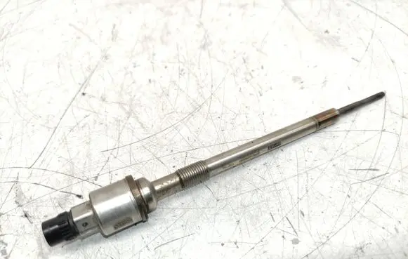 Opel Insignia A Glow plug 55579436 0103010904