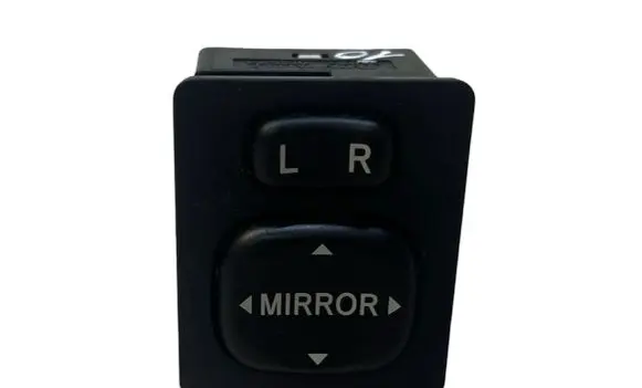 Wing mirror switch