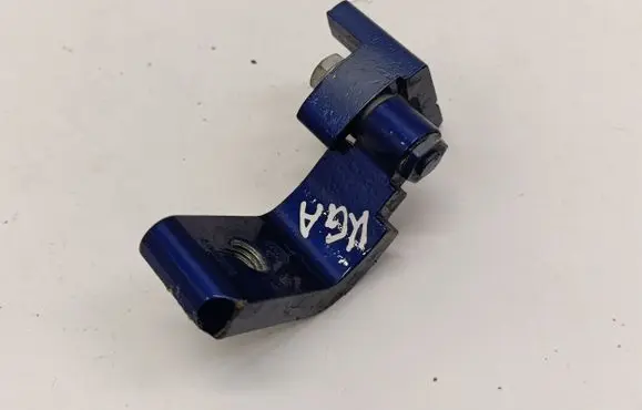 Alfa Romeo Stelvio Rear door lower hinge