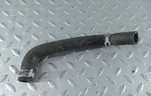 Mercedes-Benz A W177 Engine coolant pipe/hose A2822030082 2822030082