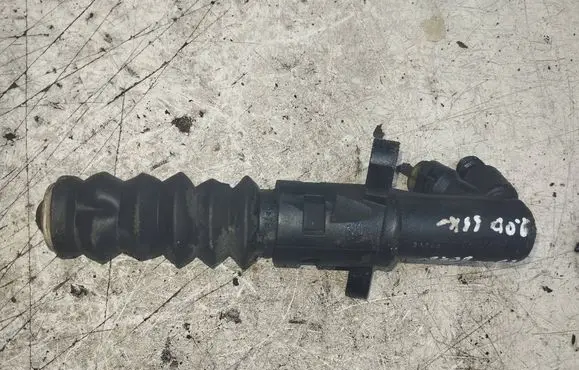 Peugeot 307 Clutch slave cylinder 9637030980 86283004502