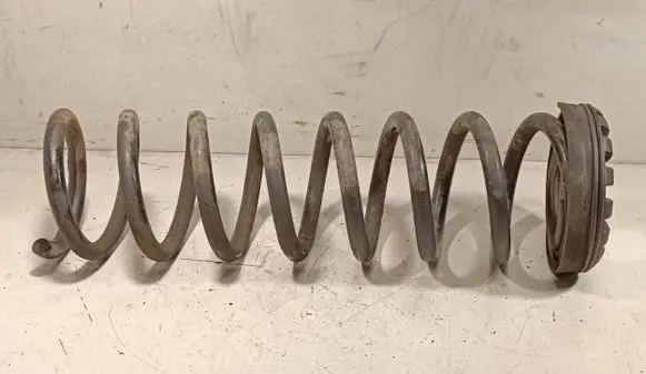 Ford Kuga II Rear coil spring